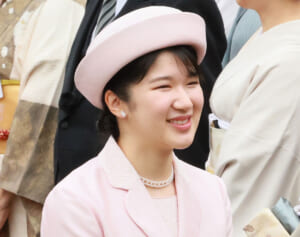 「素晴らしい気品」愛子さま　待望の園遊会デビュー！淡いピンクの洋装にネット感激