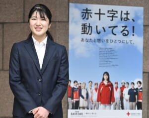 愛子さま　明かされた結婚観に賞賛続々も…「お答えするつもりはございません」の佳子さまとの「違い」に戸惑いの声