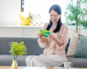 iDeCo加入年齢を70歳に引き上げへ…50歳会社員が月2万円で積み立てるといくら増える？　FPが試算