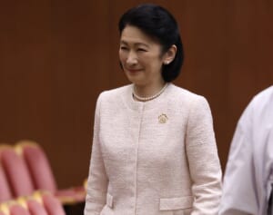 紀子さま　変わらぬ悠仁さま「ご進学先に東大」の思い　「自由に学ばせる」秋篠宮さまと際立つ“ご意見相違”