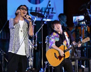 「呂律回ってない？」「歌うのしんどそう」コブクロ・黒田俊介　生放送で熱唱もファンが心配した“異変”