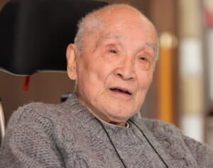 「未来になっても戦争は終わらないだろう」谷川俊太郎さん死去　“最後の詩集絵本”で語っていた「92歳で思うこと」