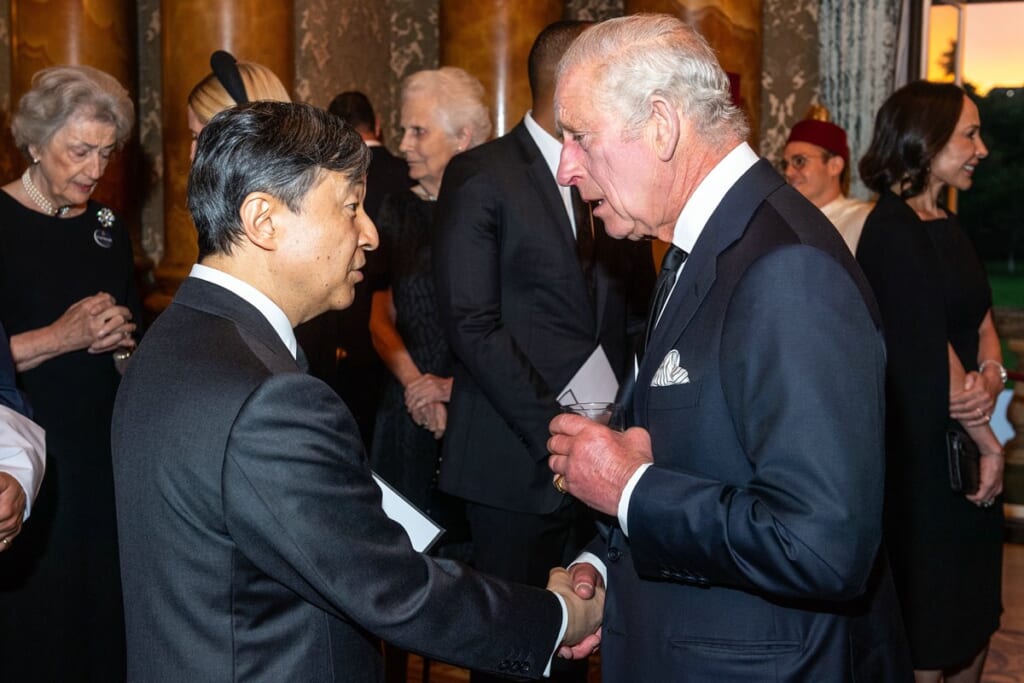 天皇陛下　国王とキャサリン妃ががん闘病のなか訪英計画が復活…英王室との“家族同然”の絆