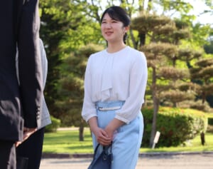 愛子さま「春ファッション」を徹底解説！ご公務とプライベートの切り替えのコツは？