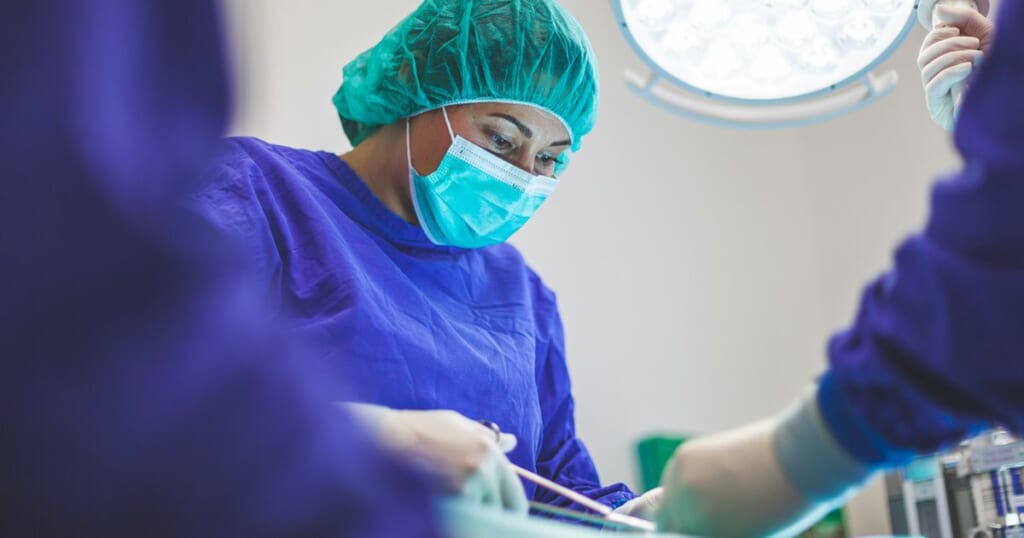 14歳の少女をレイプし妊娠させた男、地区で初めて「身体的的去勢」を命じられる