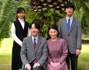 「アクセスできなくなってる」皇室関連の“フェイクニュースサイト”が突然の一斉閉鎖で騒然