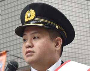 「昔は錦戸亮似」の人気芸人　笑顔の比較画像で“石原さとみじゃない方”にSNS爆笑「めちゃめちゃ理想的」