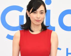 「全然変わってなくてびっくり」“9年ぶりドラマ復帰女優”が不変の美貌全開で視聴者衝撃「いつまでも美しい」