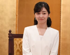 佳子さまら女性皇族をますます「結婚できない」状況に…天皇陛下も“ご苦言”呈された「岸田首相の大失態」