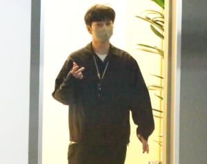 「髭を生やしていた時だね」41歳国民的アイドルの“無告知”地上波出演にネット騒然