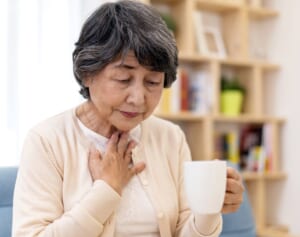 40代後半から要注意！むせる、口の中が乾燥する…健康寿命を縮める「口の衰え」