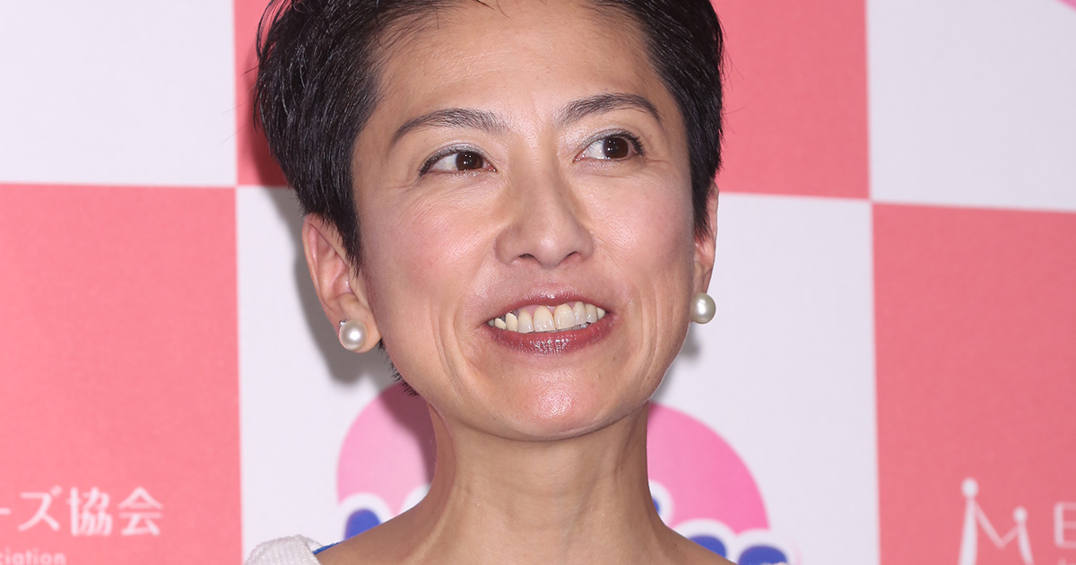 蓮舫氏 息子の養子縁組騒動でメンタルどん底…“数少ない味方”は「8歳年上の同士」 | 女性自身