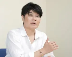 「覚醒剤で6回服役」の反社会的勢力の元幹部にも寄り添う　北新地放火殺人事件遺族・伸子さん