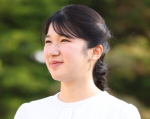 愛子さま　休日返上で天皇陛下の“ご交流”を継承…報道されない行事にも出席のご献身