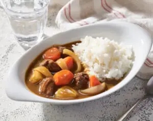 37年ぶりの“記録的円安”で材料費も高騰…カレーで「使ってはいけない食材」
