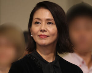 小泉今日子「孤独死」発言で恋人・豊原との破局説流れるも、芸能記者たちが確信しきれない理由《あの80年代アイドルの今》