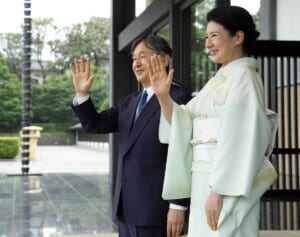雅子さま　お茶会に出席…“波”の着物で示された「参加国へのお気持ち」とは