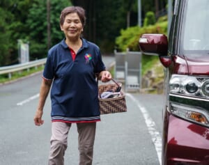 84歳の現役訪問介護ヘルパー「最愛の夫も看取り…仕事をまだまだ続けたい」