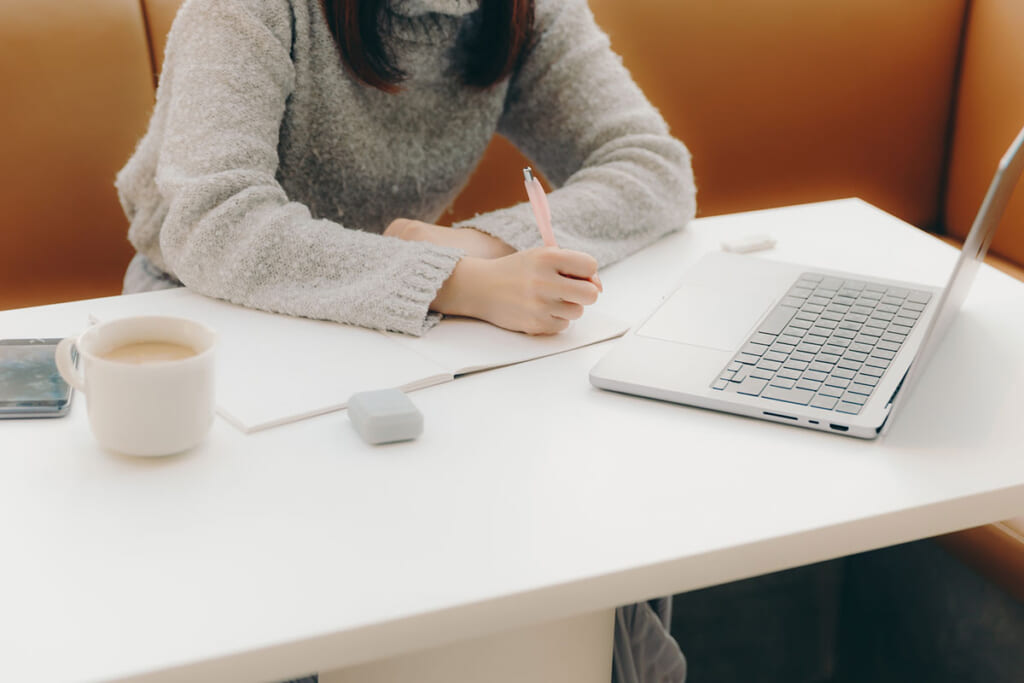 「勉強反対の方が多いんですね」カフェで勉強するのはナシ?SNSで議論に 大手カフェチェーンの回答は