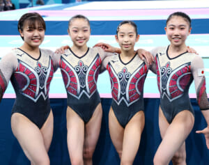 「イキイキしてるように…」日本体操女子　エース宮田が喫煙問題で辞退も決勝進出で披露した“仲良しポーズ”にSNS騒然