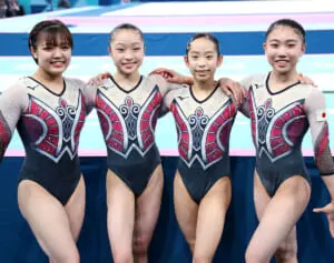 「イキイキしてるように…」日本体操女子　エース宮田が喫煙問題で辞退も決勝進出で披露した“仲良しポーズ”にSNS騒然