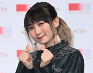 「めちゃめちゃギャルになってる」YOASOBI・ikura　“ゴリゴリタトゥー”全開の相方・Ayaseの隣で見せた“激変”姿にファン騒然