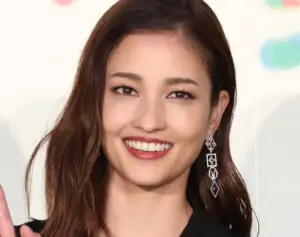 黒木メイサ　11年ぶり連ドラ主演で公私順調！“大物2世恋人”のバイクに刻まれていた「まさかの4文字」