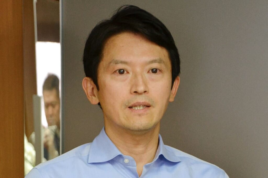 パワハラ告発の職員が自死…「背景に斎藤知事の公益通報者保護法違反」弁護士が解説