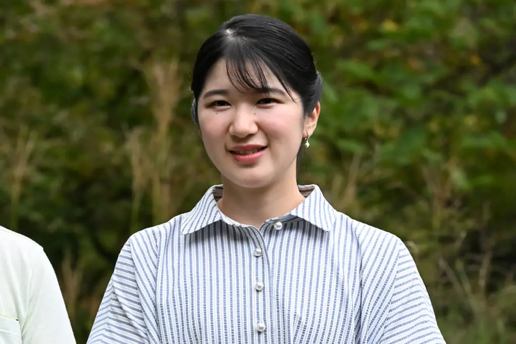 愛子さまご着用のジュエリー総まとめ 若者に人気ブランドの2万円 