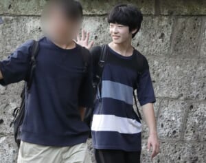 悠仁さま　クラスTを“トンボ愛全開”のデザインに…高校最後の文化祭で見せた“男友達との青春”の一コマ