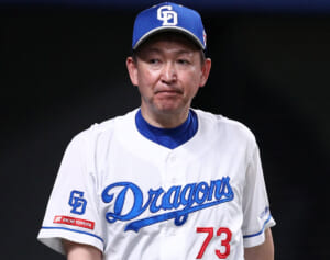 「野球人生の最後として違う」中日　引退する有名選手がSNSで球団首脳に不満あらわ…“別れの挨拶”もさせない幹部の姿勢