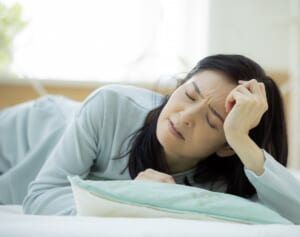 台風で「気象病」患者が急増！低気圧頭痛を和らげる“食物繊維が豊富な飲み物”は？