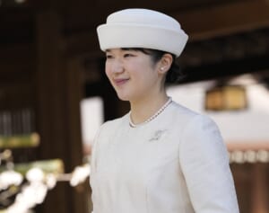 「“帝王修行”ともいうべきもの」愛子さま　皇族数問題に揺れるなか宮内庁関係者を驚かせた“覚醒”