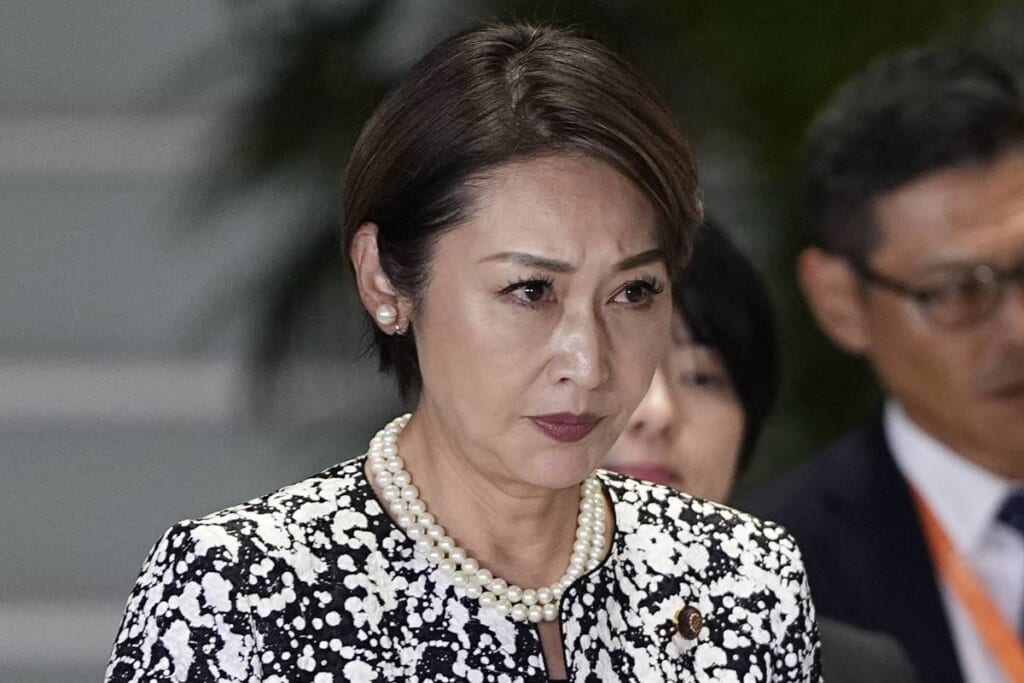「かなりの損害」三原じゅん子大臣　親族が“借金踏み倒しトラブル”を告発…本誌の質問には「当時の記憶がありません」