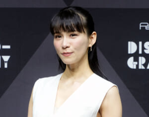 「ウエスト、細っ」Perfumeあ〜ちゃん　“スレンダーすぎるミニスカ姿”に「ご飯食べてますか？」ファン心配