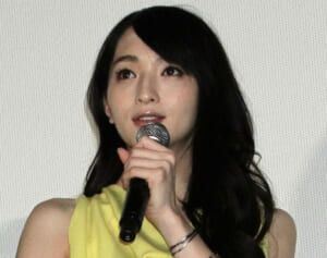 「別人だ」“トランスジェンダー”モデルの美意識に影響与えた“9等身”女優