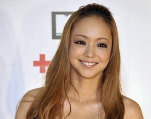 安室奈美恵　K-POPアイドルのプロデューサーで復活計画が浮上！お手本は「韓国の“二刀流”アーティスト」