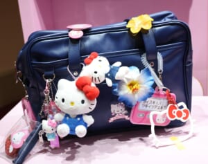 話題沸騰の「ハローキティ展」に潜入！ツインテールのキティちゃんも