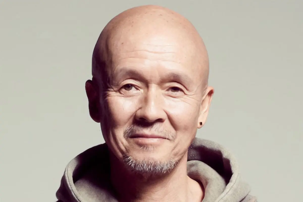 火野正平さん追悼鉛筆デッサン額装、榎本デッサン堂製作。 画像・写真1枚目】火野正平さん タバコ1日100本の時期も…1年前から