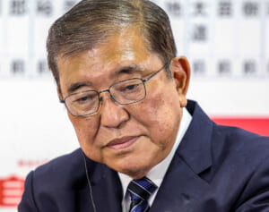 「矯正するレベル」石破首相　4年前の「食事マナー」動画を蒸し返され大炎上…選挙大敗で強まるアンチからの逆風