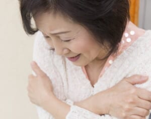 室温18度以下は要注意！熱中症より死者多い「自宅で低体温症」