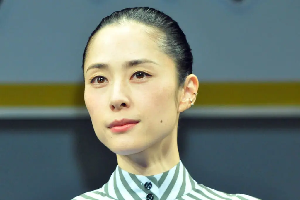 深津絵里 18年同棲スタイリスト恋人とは順調旅行も…『踊る』復帰の可能