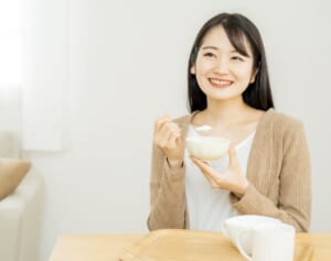 睡眠の質を高める「レンチン」ヨーグルト　腸内環境整えて免疫力もアップ！