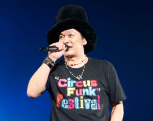 観客から「明菜ちゃんも歌って！」香取慎吾　初めてのアリーナフェスで中森明菜ノリノリ