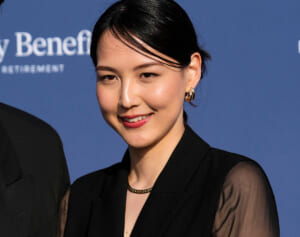 真美子夫人の“ドレスアップ”アルバム　老舗ブランドの“一般人でも買える”ピアスにも熱視線！