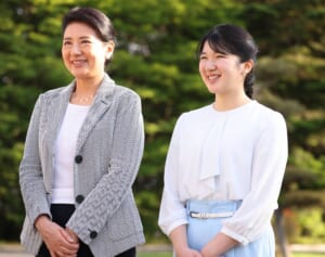 【祝お誕生日】雅子さま　愛子さまと23年の“二人三脚”を振り返り　『ふっくらほっぺ』と題した、陛下撮影の1枚も