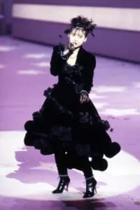 永遠に忘れないよ」中山美穂さん FC閉鎖発表もインスタ“最後の投稿”に