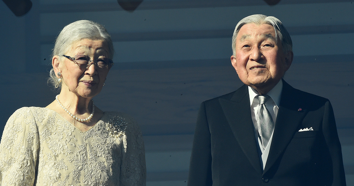 一度もお手振りがなかった」美智子さま 一般参賀に杖を使わずご参列も
