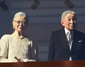 美智子さま　凄絶リハビリを経て杖なしで一般参賀に…気丈ご覚悟に秘めた「愛子さまへのメッセージ」【年間ベストスクープ】