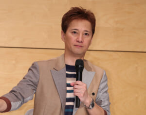 「重大な欠陥を露呈」株主が怒りの調査要求、文春が「第三の矢」…中居正広のトラブル関与疑惑にフジテレビ全否定も「激化する突き上げ」